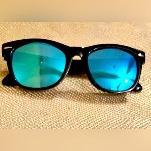 Toddler Blue Mirror Tint Sunglasses